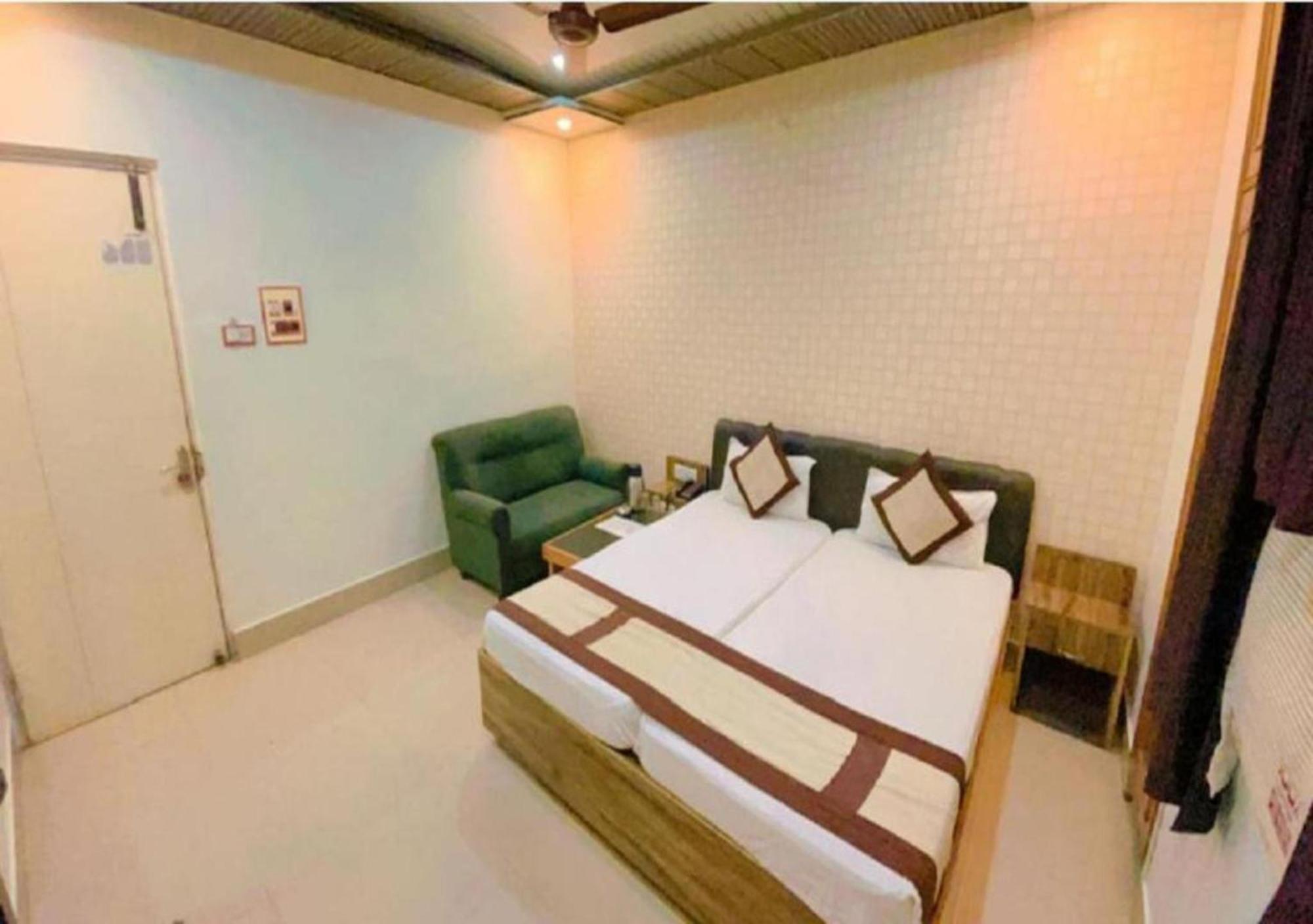 Grg R P International Patna Hotel ปัฏนา ภายนอก รูปภาพ