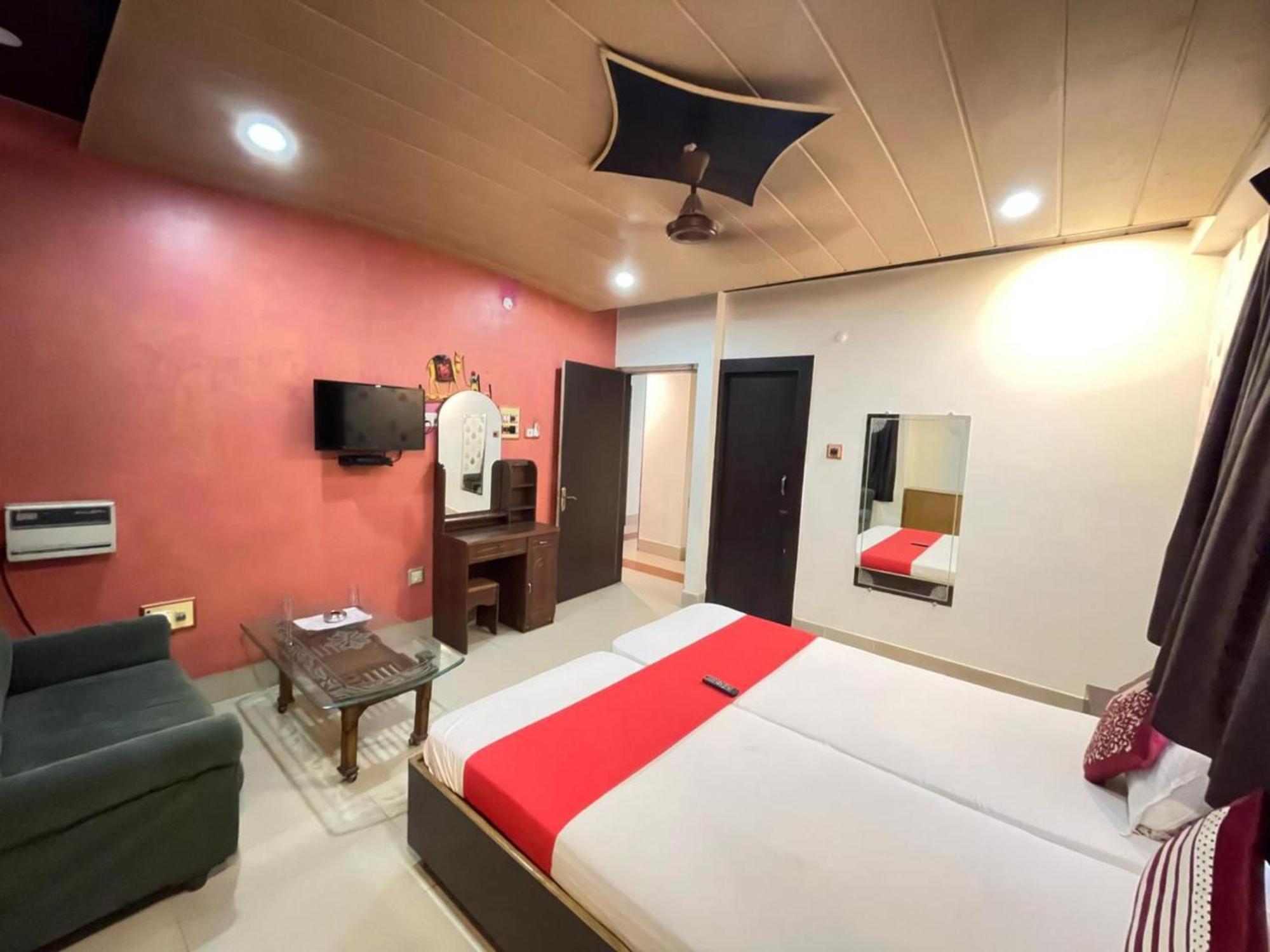 Grg R P International Patna Hotel ปัฏนา ภายนอก รูปภาพ