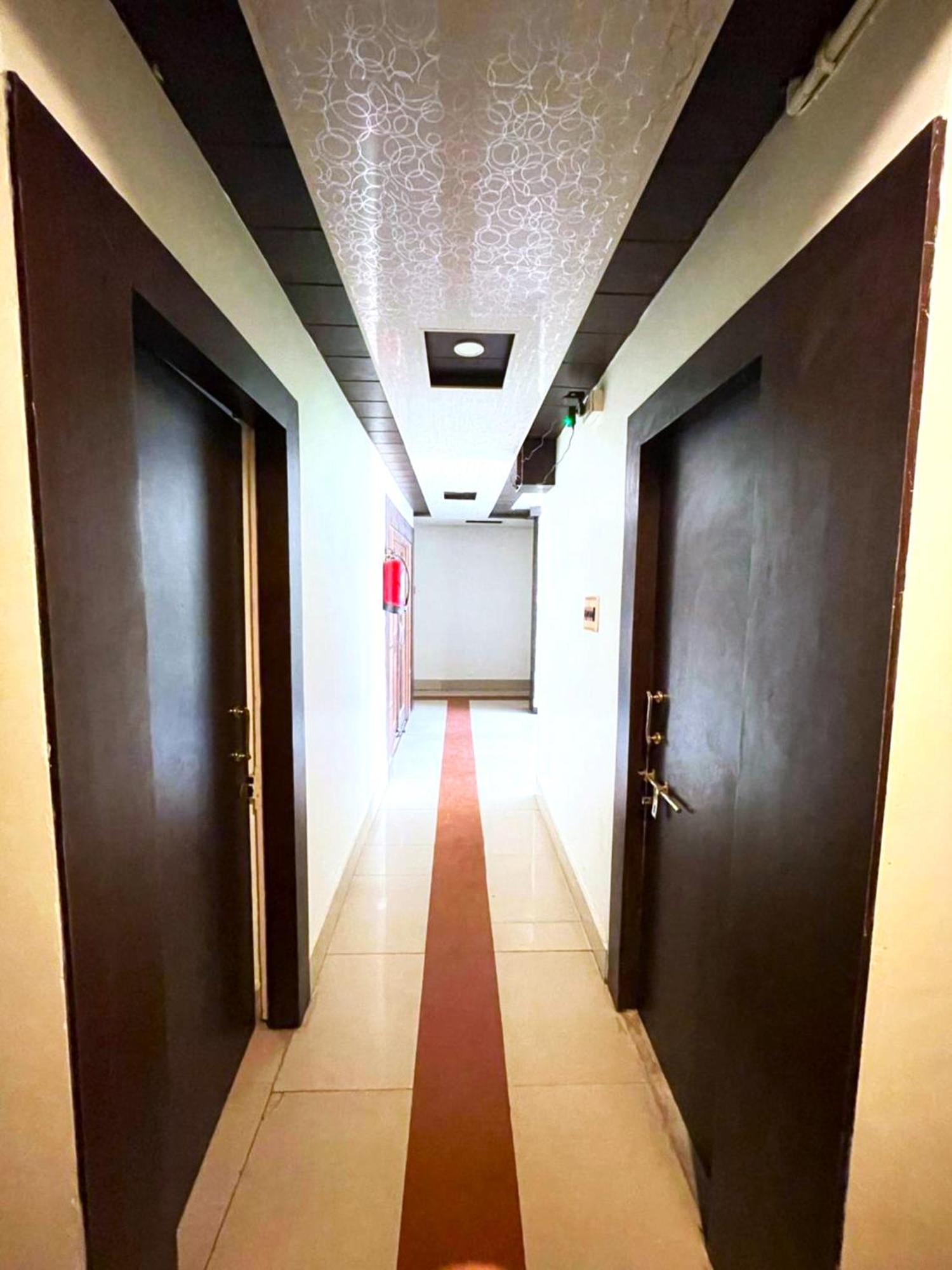 Grg R P International Patna Hotel ปัฏนา ภายนอก รูปภาพ